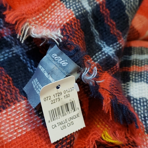 BNWT American Eagle blanket scarf - Picture 4 of 4
